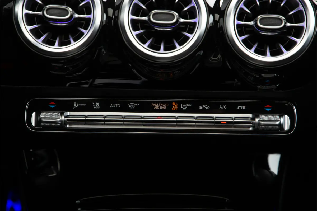 180 AMG Nightpakket, Pano, Widescreen, Sfeerverlichting