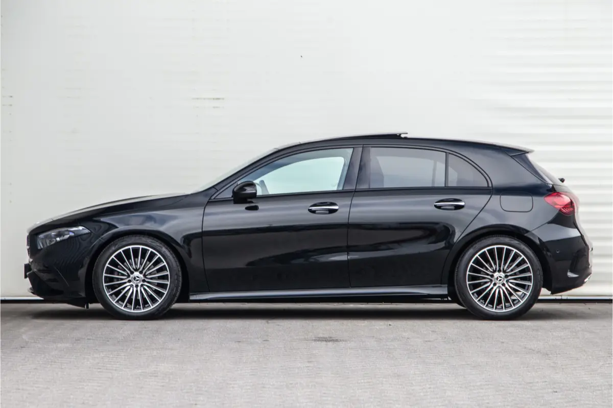 180 AMG Nightpakket, Pano, Widescreen, Sfeerverlichting 19"