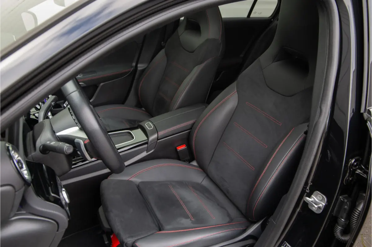 180 AMG Nightpakket, Pano, Widescreen, Sfeerverlichting 19"