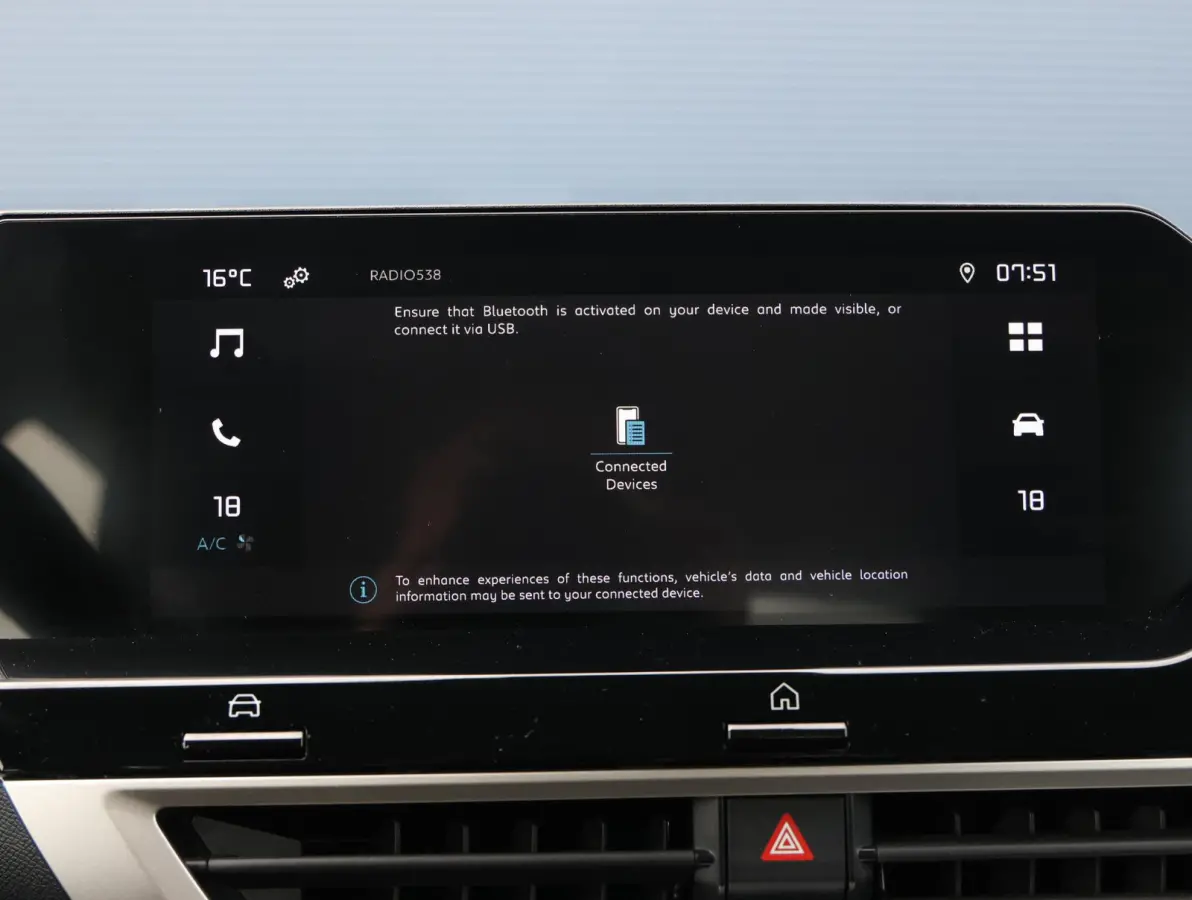 You 50 kWh Navigatie | Climate Control | Camera | Apple Carplay & Android Auto