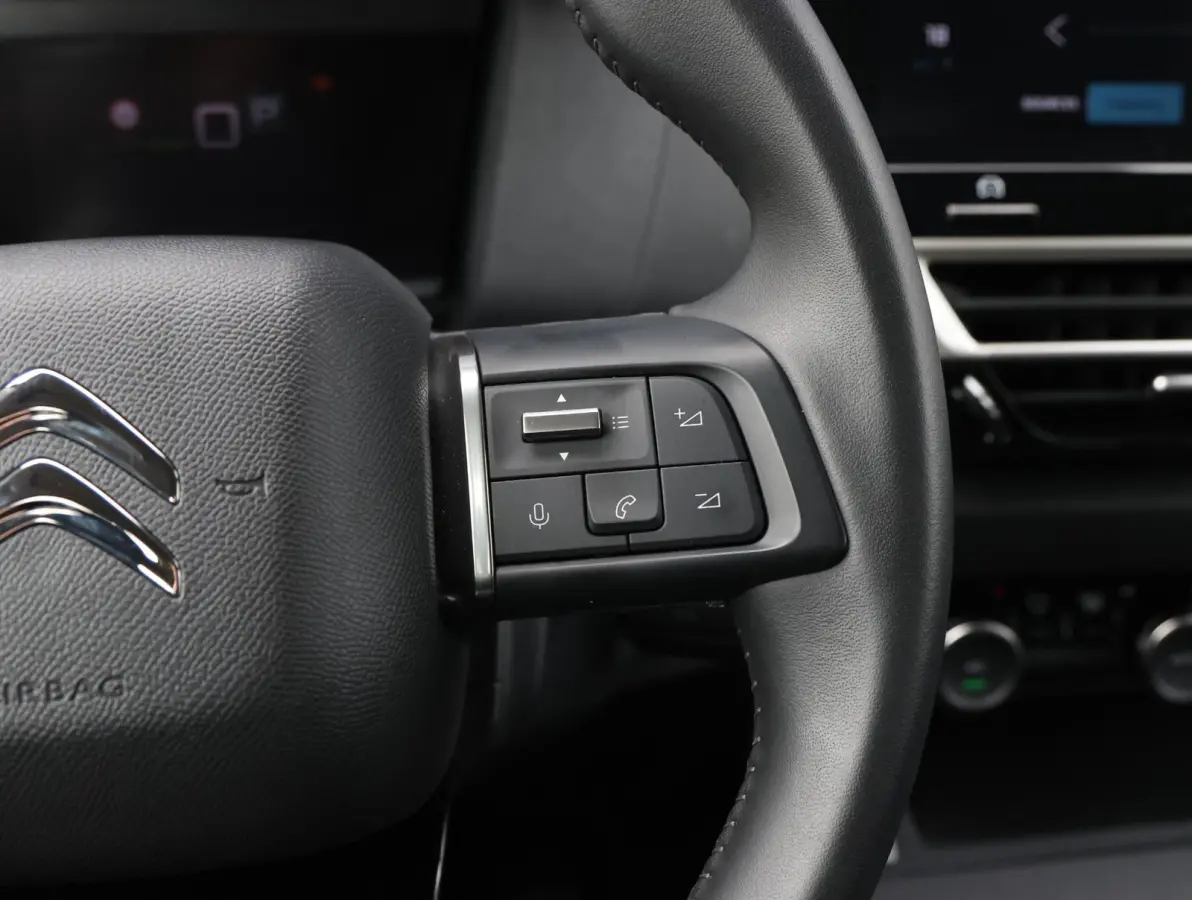 You 50 kWh Navigatie | Climate Control | Camera | Apple Carplay & Android Auto
