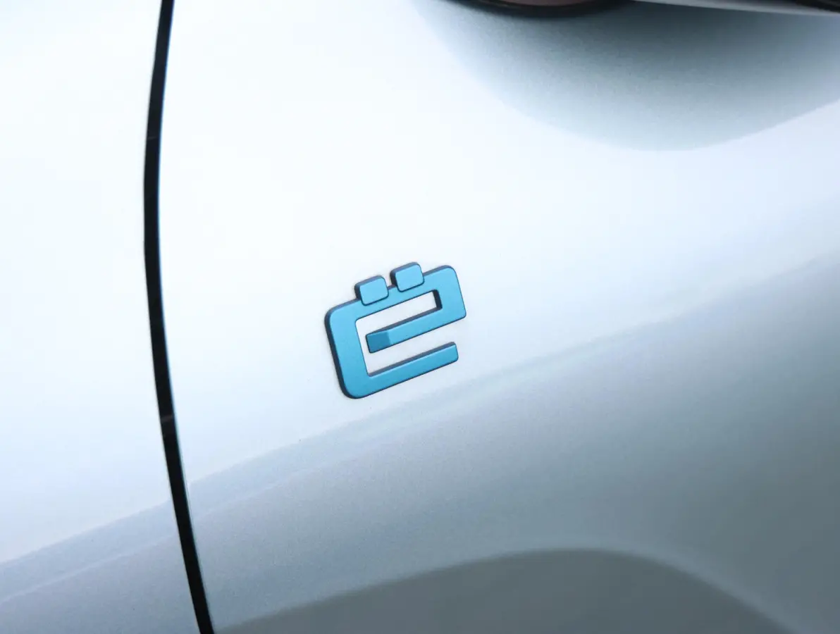 You 50 kWh Navigatie | Climate Control | Camera | Apple Carplay & Android Auto