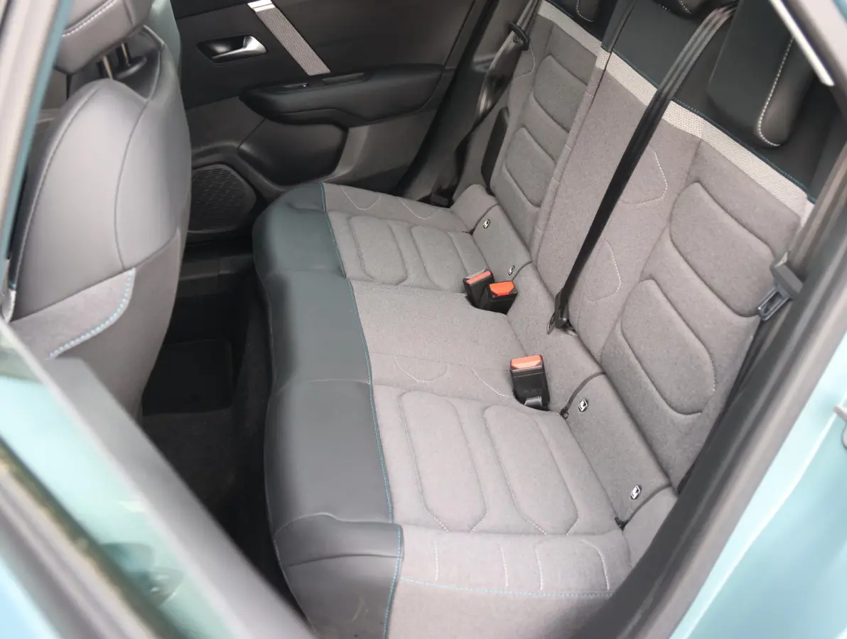 You 50 kWh Navigatie | Climate Control | Camera | Apple Carplay & Android Auto
