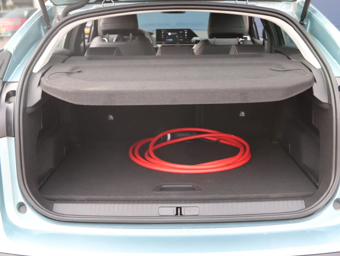 You 50 kWh Navigatie | Climate Control | Camera | Apple Carplay & Android Auto