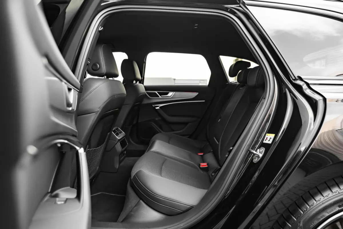 50 TFSI e quattro S edition Competition 299PK | 360 camera | Soft Close | Elek. stoelen incl geheugen | Head-up Display | Stoelverw. voor en achter |