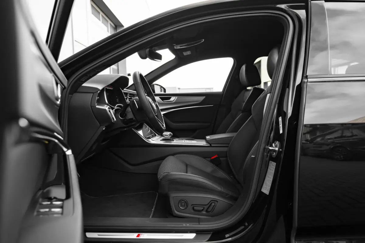50 TFSI e quattro S edition Competition 299PK | 360 camera | Soft Close | Elek. stoelen incl geheugen | Head-up Display | Stoelverw. voor en achter |