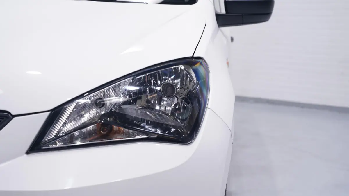 1.0 Sport Connect airco electrisch-pack aux-aansluiting hoogte verstelbare bestuurders stoel 14"lmv mistlampen voor