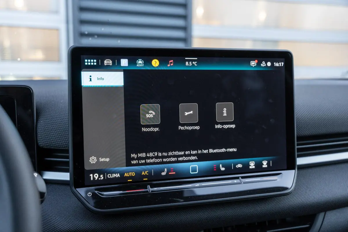 1.5 eTsi 115pk DSG Life First Edition | Apple Carplay Draadloos | Stoel- & Stuurverwarming | 18" Torino Velgen