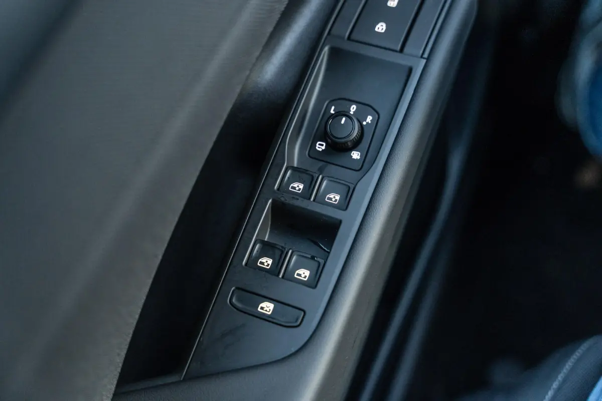 1.5 eTsi 115pk DSG Life First Edition | Apple Carplay Draadloos | Stoel- & Stuurverwarming | 18" Torino Velgen