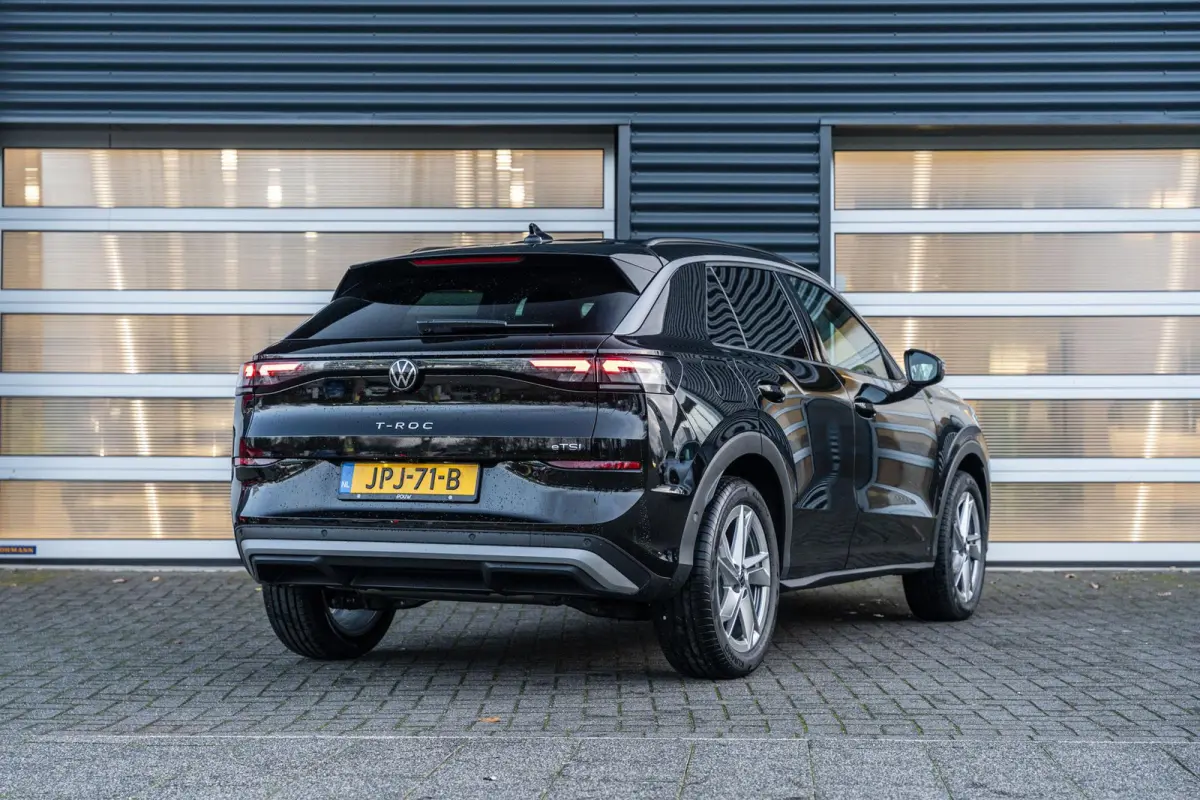1.5 eTsi 115pk DSG Life First Edition | Apple Carplay Draadloos | Stoel- & Stuurverwarming | 18" Torino Velgen