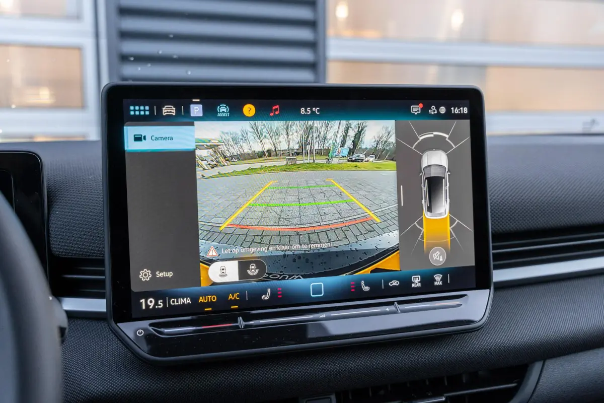 1.5 eTsi 115pk DSG Life First Edition | Apple Carplay Draadloos | Stoel- & Stuurverwarming | 18" Torino Velgen