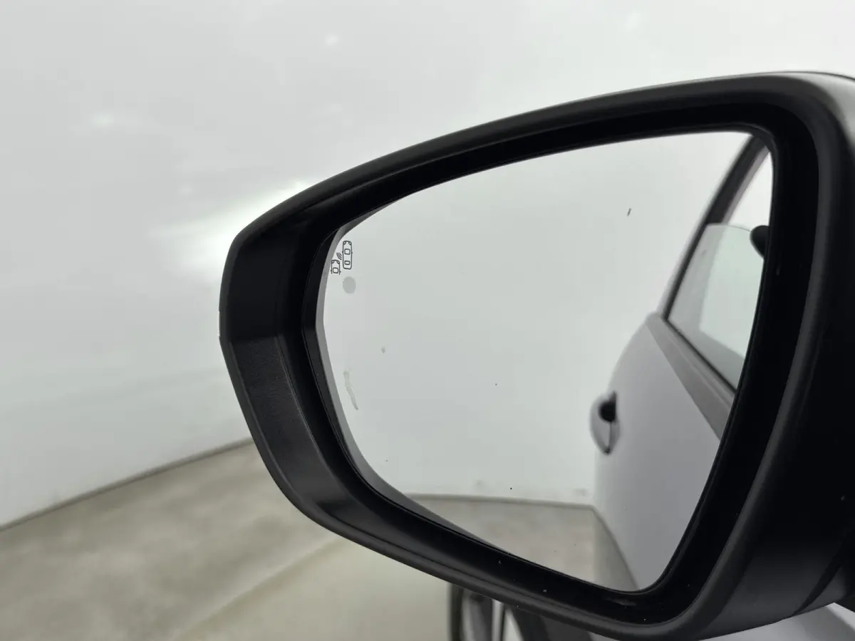 SUV 130pk Automaat Allure Pack Business | Draadloze telefoonlader | Navigatie | Dodehoekbewaking | Keyless Start | Apple Carplay/Android Auto