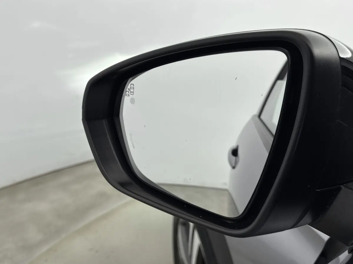 SUV 130pk Automaat Allure Pack Business | Draadloze telefoonlader | Navigatie | Dodehoekbewaking | Keyless Start | Apple Carplay/Android Auto