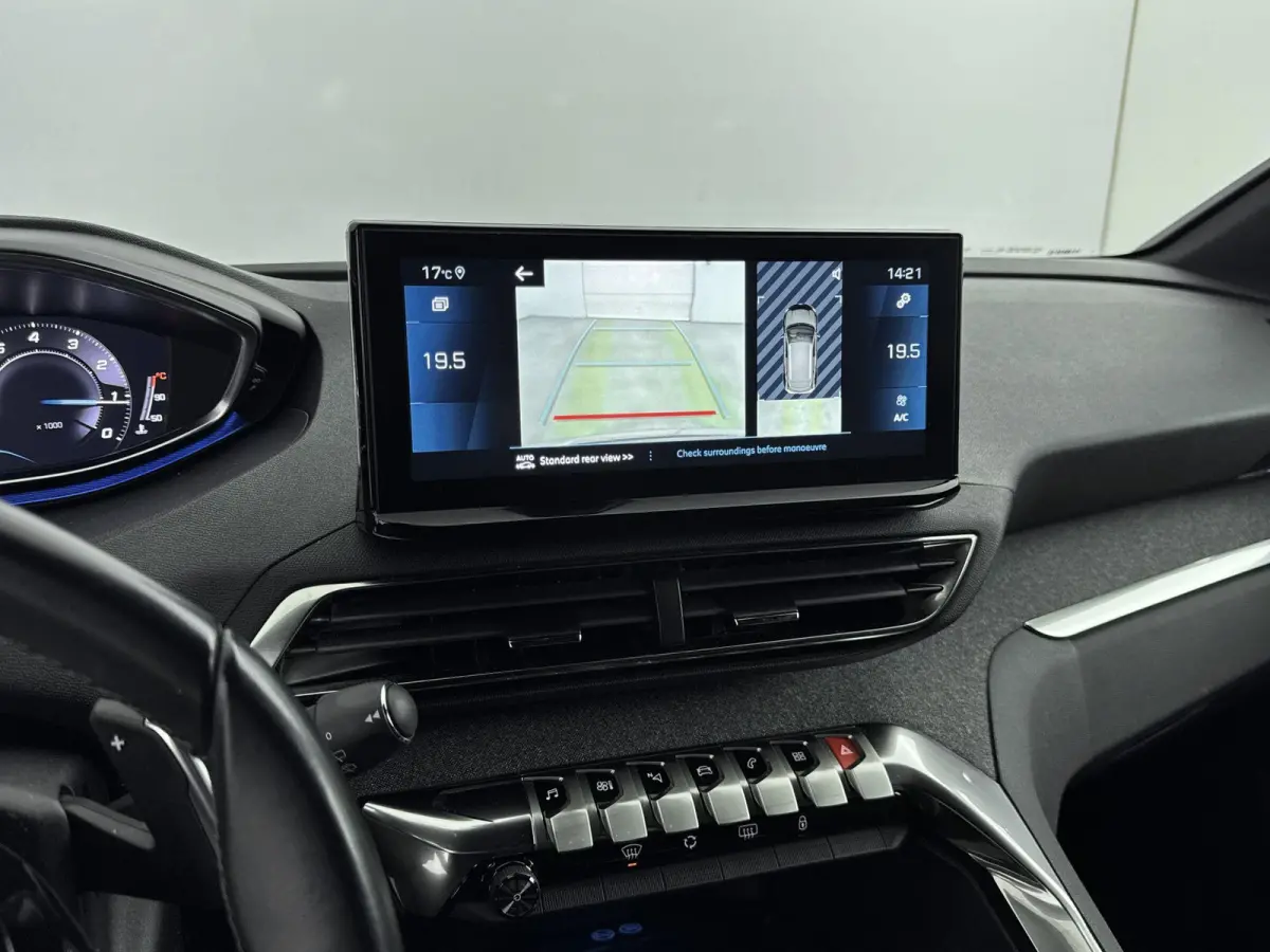 SUV 130pk Automaat Allure Pack Business | Draadloze telefoonlader | Navigatie | Dodehoekbewaking | Keyless Start | Apple Carplay/Android Auto