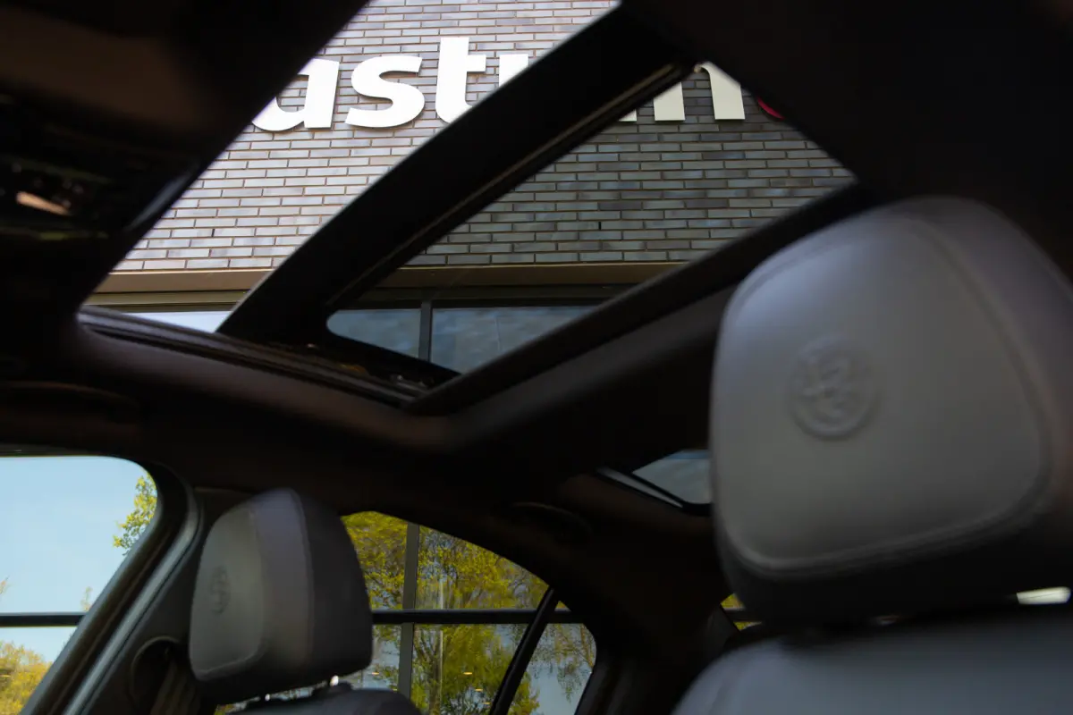 2.0 T Veloce 280pk , Panoramadak, Adap. cruise, Harman/Kardon, Adapt. Suspension