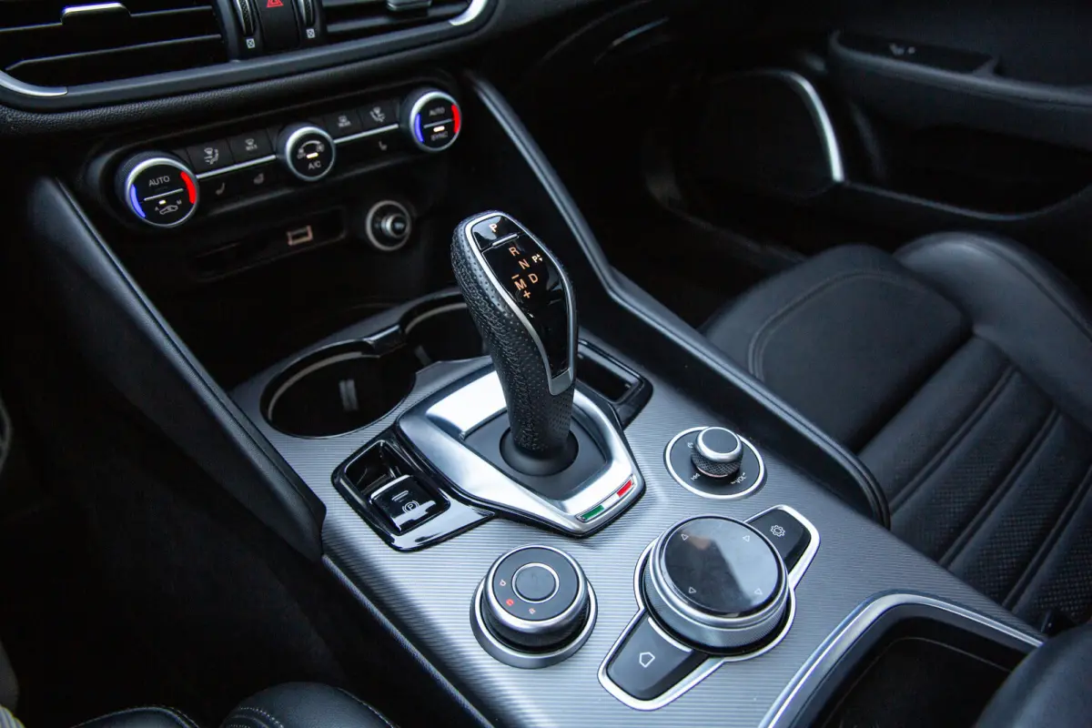 2.0 T Veloce 280pk , Panoramadak, Adap. cruise, Harman/Kardon, Adapt. Suspension