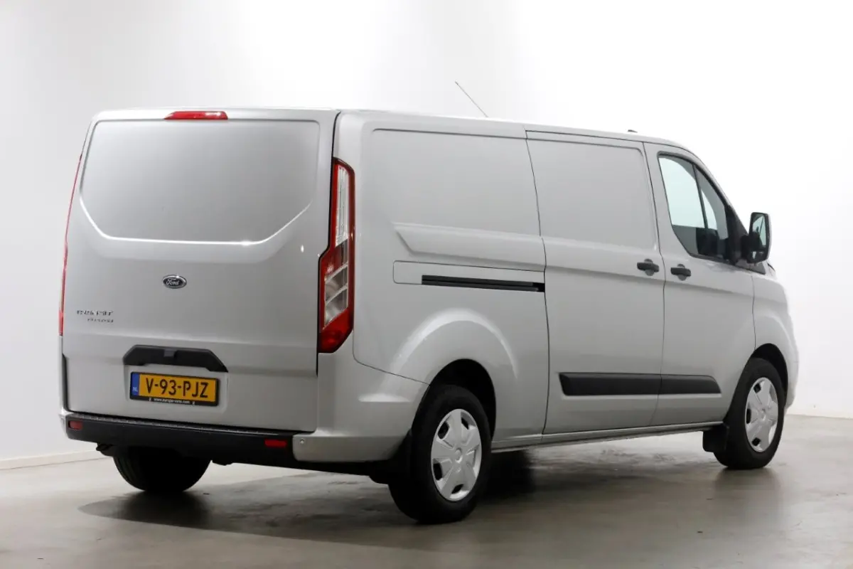 2.0 TDCI 130pk L2H1 Trend Airco/Navi/Achterklep 10-2021