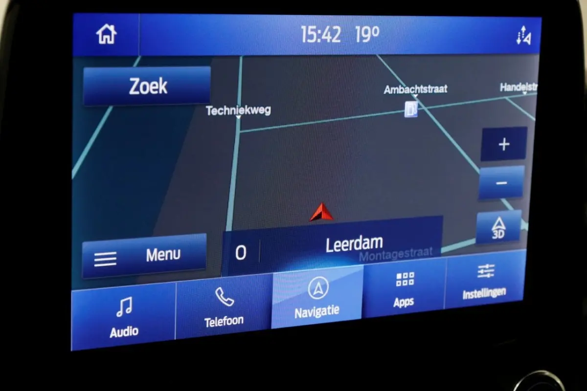 2.0 TDCI 130pk L2H1 Trend Airco/Navi/Achterklep 10-2021