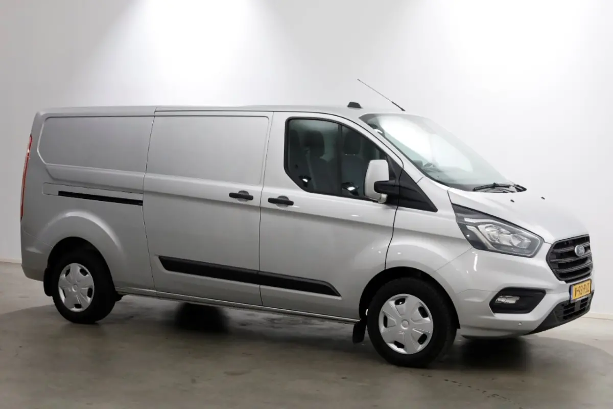 2.0 TDCI 130pk L2H1 Trend Airco/Navi/Achterklep 10-2021