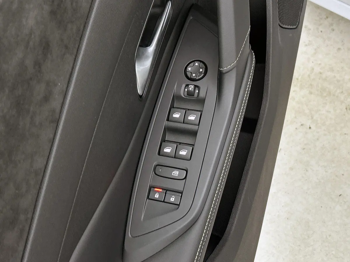 GT 1.6 Plug-in Hybrid 195pk Automaat | Voorraaddeal! | Navigatie | Adaptive cruise control | 360 graden camera | Panoramadak | Focal audio