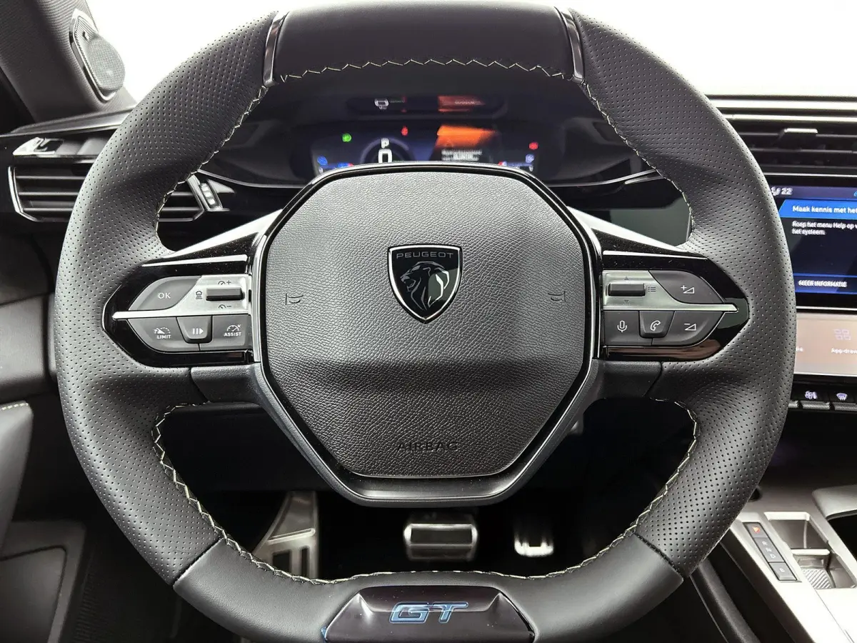 GT 1.6 Plug-in Hybrid 195pk Automaat | Voorraaddeal! | Navigatie | Adaptive cruise control | 360 graden camera | Panoramadak | Focal audio