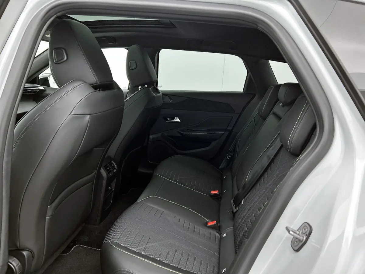 GT 1.6 Plug-in Hybrid 195pk Automaat | Voorraaddeal! | Navigatie | Adaptive cruise control | 360 graden camera | Panoramadak | Focal audio