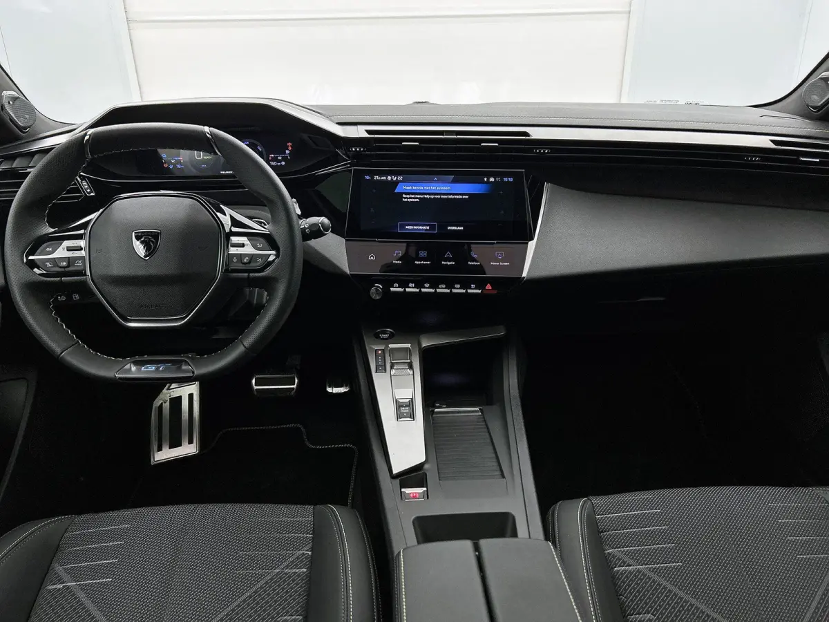 GT 1.6 Plug-in Hybrid 195pk Automaat | Voorraaddeal! | Navigatie | Adaptive cruise control | 360 graden camera | Panoramadak | Focal audio
