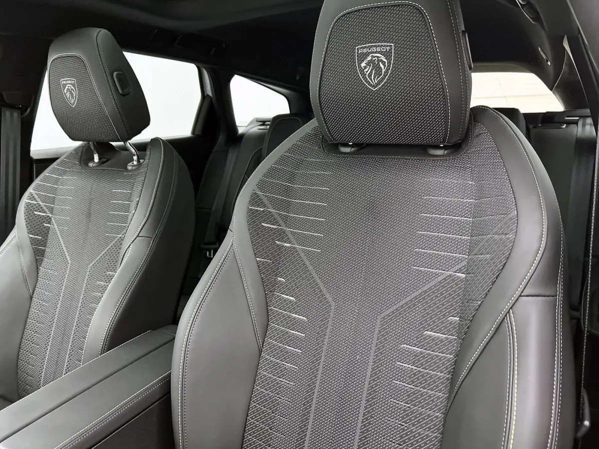 GT 1.6 Plug-in Hybrid 195pk Automaat | Voorraaddeal! | Navigatie | Adaptive cruise control | 360 graden camera | Panoramadak | Focal audio
