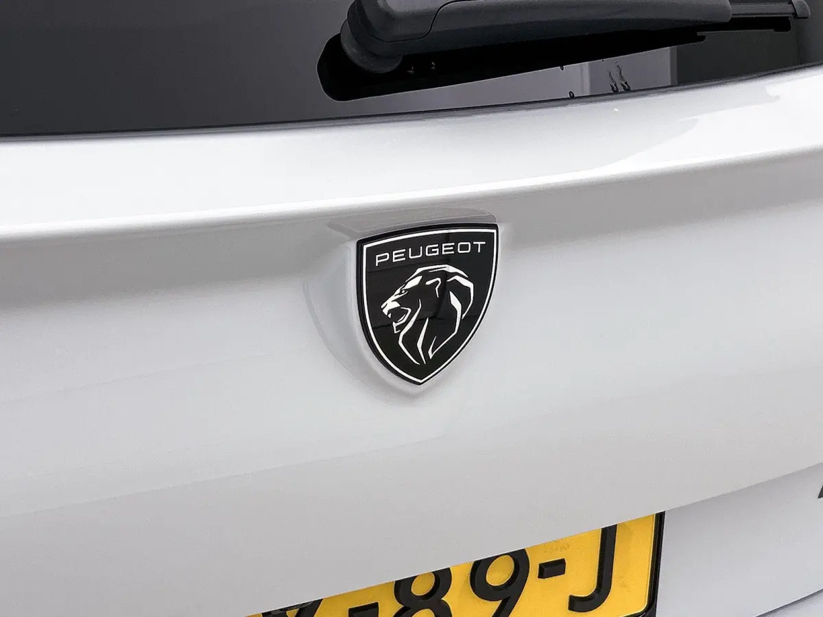 GT 1.6 Plug-in Hybrid 195pk Automaat | Voorraaddeal! | Navigatie | Adaptive cruise control | 360 graden camera | Panoramadak | Focal audio
