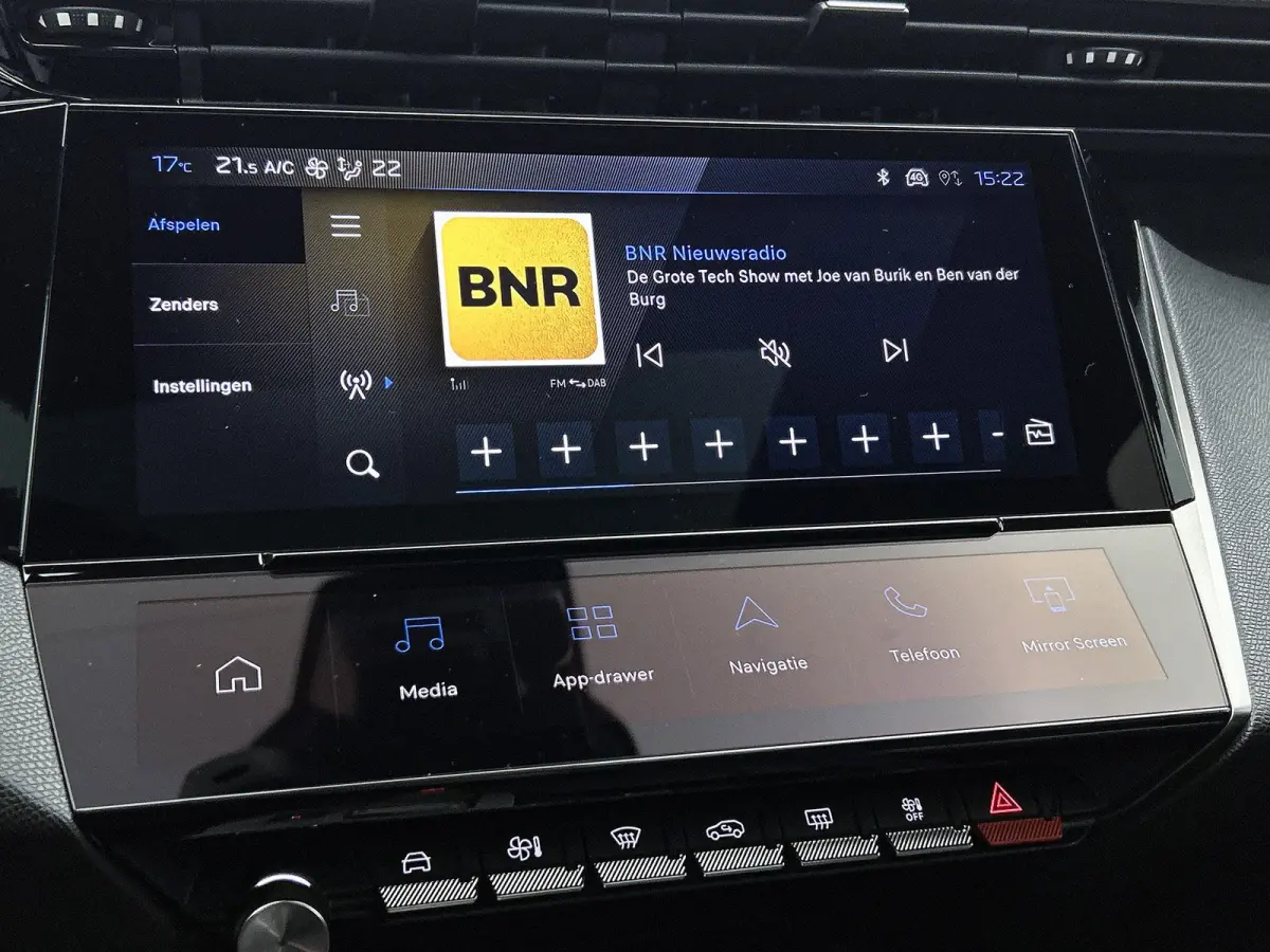 GT 1.6 Plug-in Hybrid 195pk Automaat | Voorraaddeal! | Navigatie | Adaptive cruise control | 360 graden camera | Panoramadak | Focal audio