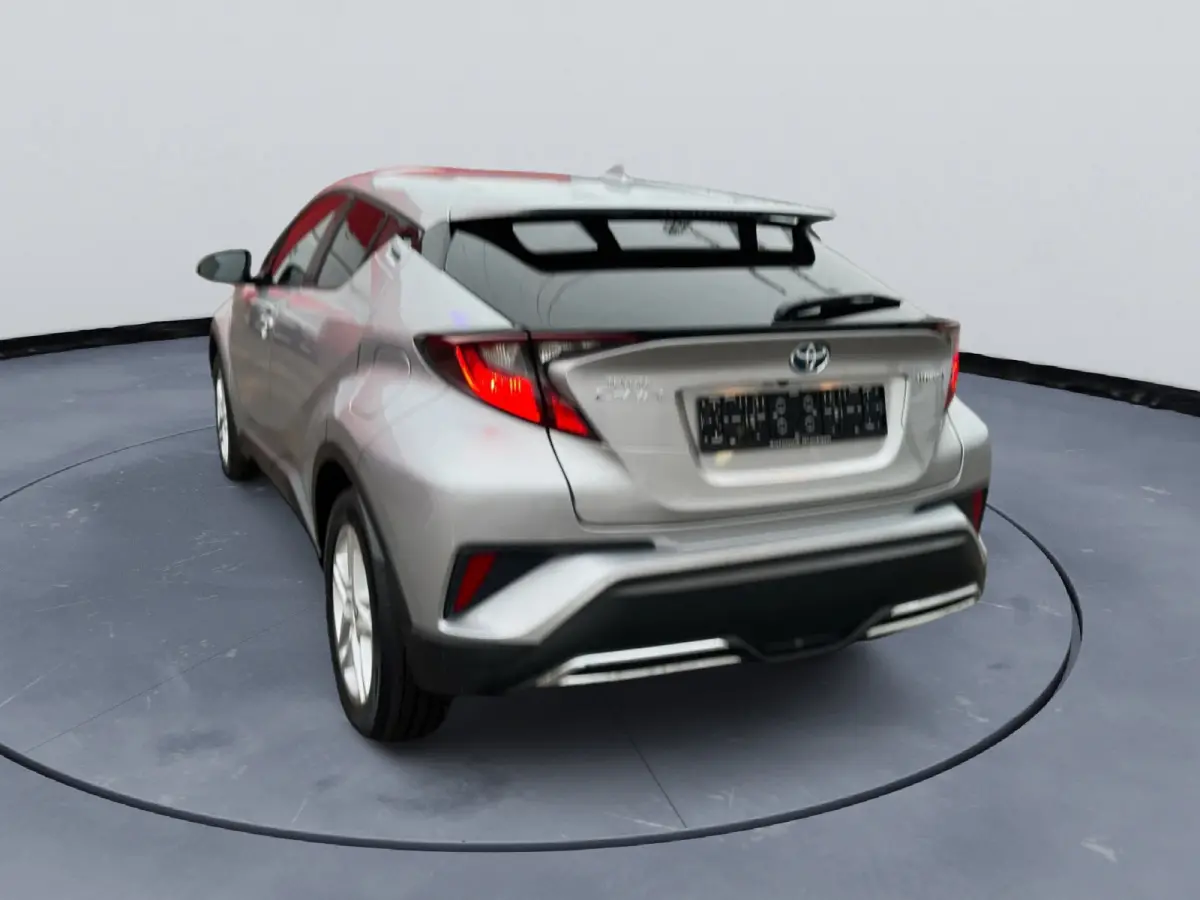 2.0 Hybrid Dynamic Navigatiesysteem Achteruitrijcamera pdc voor en achter Cruise controle