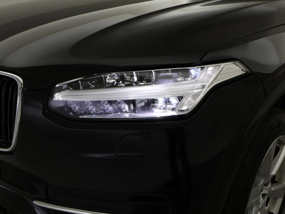 2.0 D4 190 PK GRIJS KENTEKEN EURO 6 DIESEL | WEGKL. TREKHAAK | ADAPTIVE CRUISE | LEDER | CAMERA