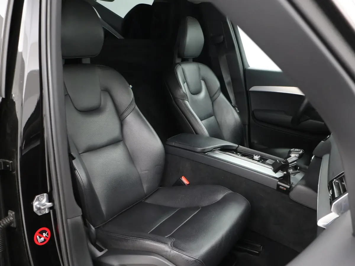 2.0 D4 190 PK GRIJS KENTEKEN EURO 6 DIESEL | WEGKL. TREKHAAK | ADAPTIVE CRUISE | LEDER | CAMERA