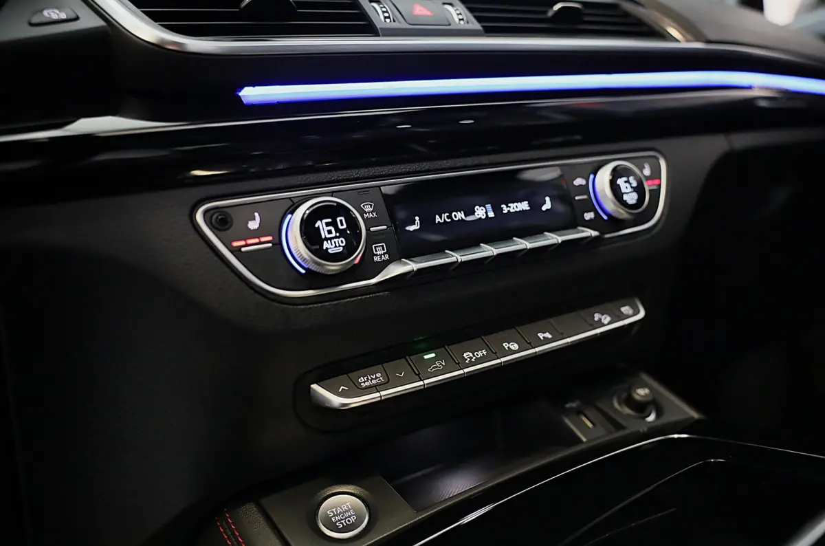 55 TFSI e Quattro Competition SQ5 Look / RS Zetels / B &O / Acc / Memory / Leder / Pano / 360 Camera / Matrix / 22 Inch