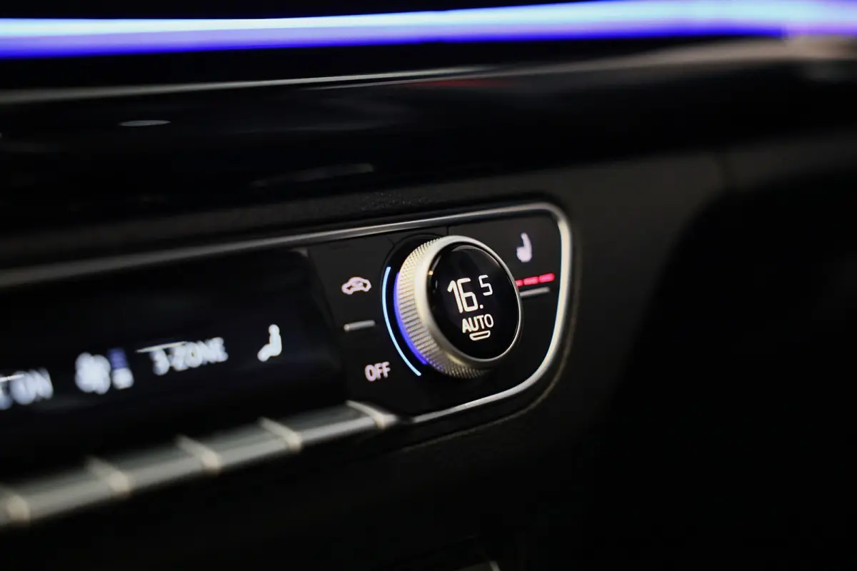 55 TFSI e Quattro Competition SQ5 Look / RS Zetels / B &O / Acc / Memory / Leder / Pano / 360 Camera / Matrix / 22 Inch