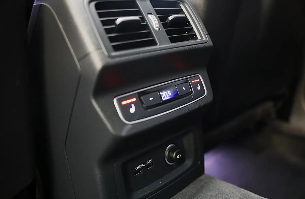 55 TFSI e Quattro Competition SQ5 Look / RS Zetels / B &O / Acc / Memory / Leder / Pano / 360 Camera / Matrix / 22 Inch