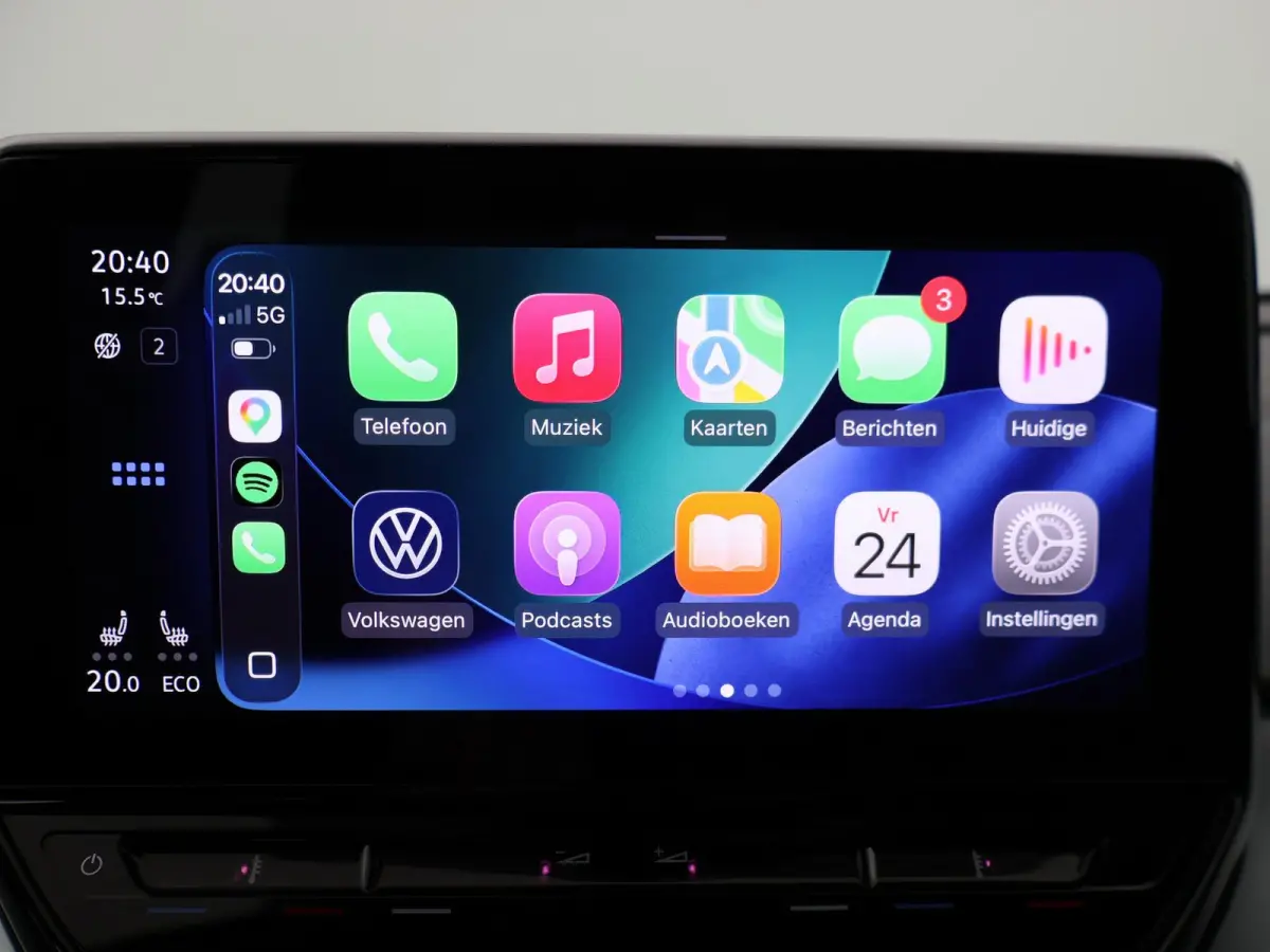 PRO 77 kWh + ADAPTIVE CRUISE | STUURVERW. 91% SOH | STOELVERW. | SFEERVERLICHTING | DRAADLOZE CARPLAY