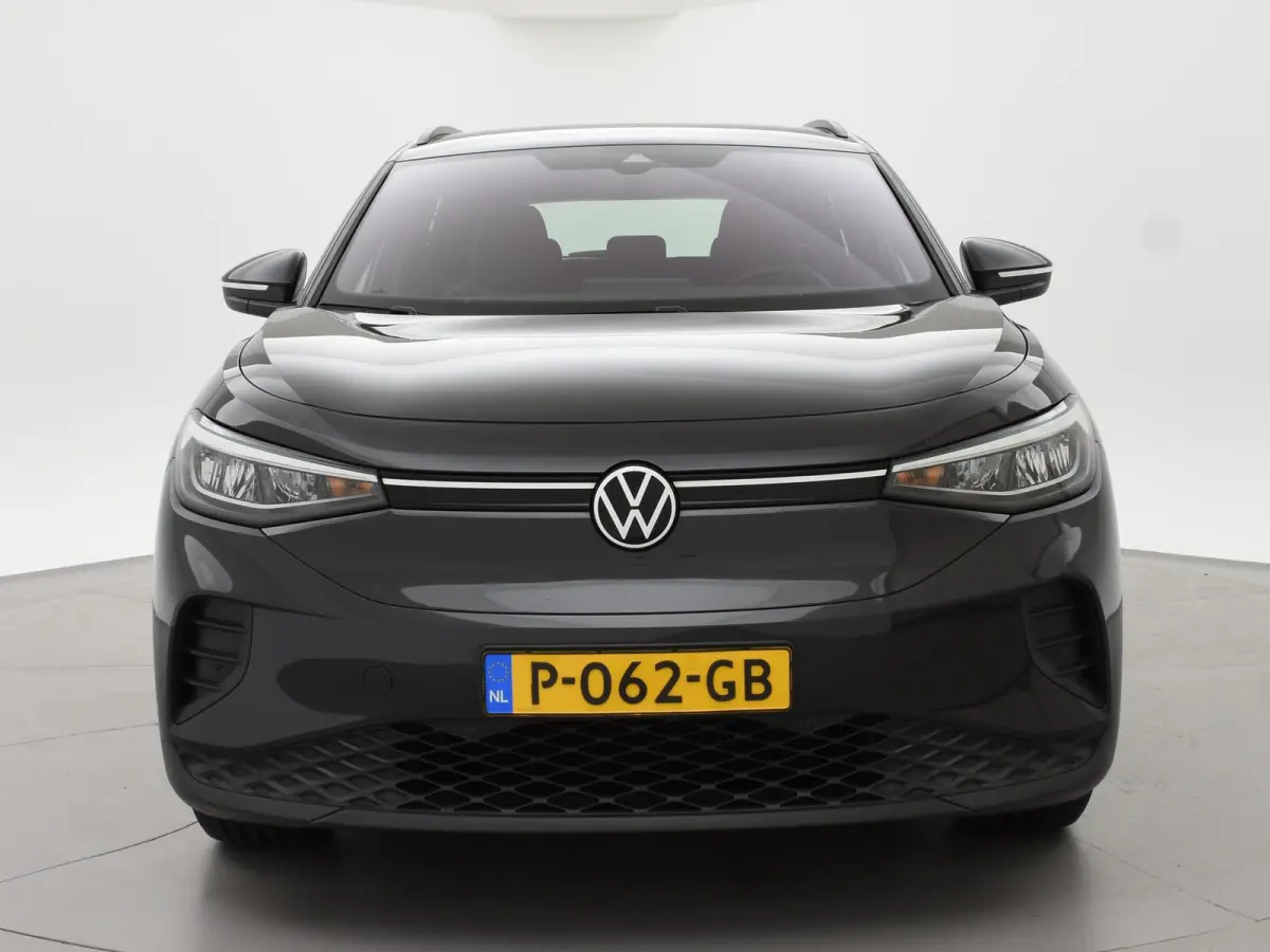 PRO 77 kWh + ADAPTIVE CRUISE | STUURVERW. 91% SOH | STOELVERW. | SFEERVERLICHTING | DRAADLOZE CARPLAY