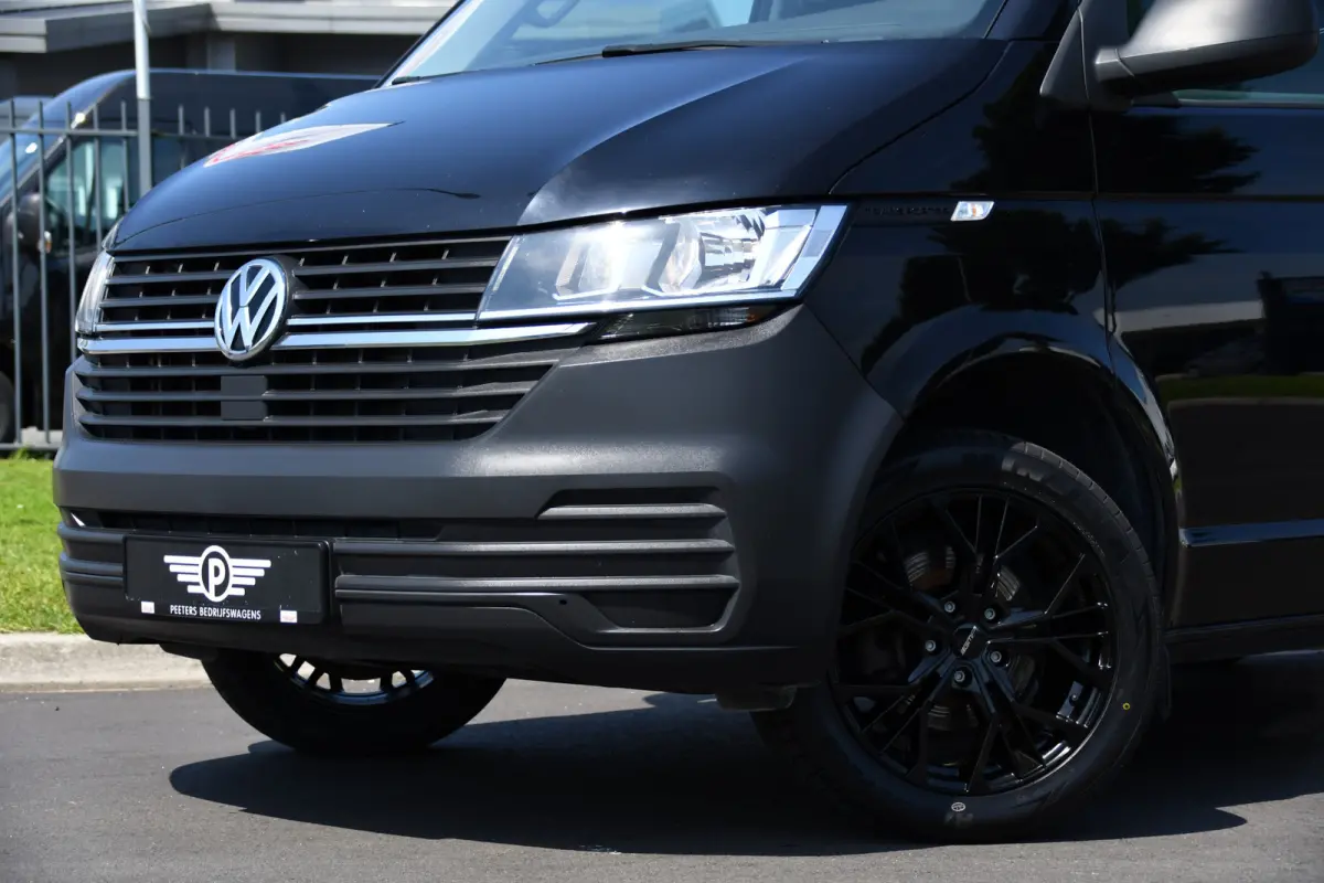 2.0 TDI L1H1 30 Black Edition Cruise, Carplay, 150PK, Automaat, Standkachel, Stoelverwarming, Sensoren, Trekhaak