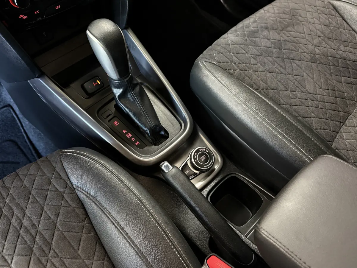 1.4 Boosterjet AllGrip Comfort | Trekhaak | Pano | 17" | Carplay | Camera | ACC | Dodehoek | Stoelverwarming | 100% onderhouden!