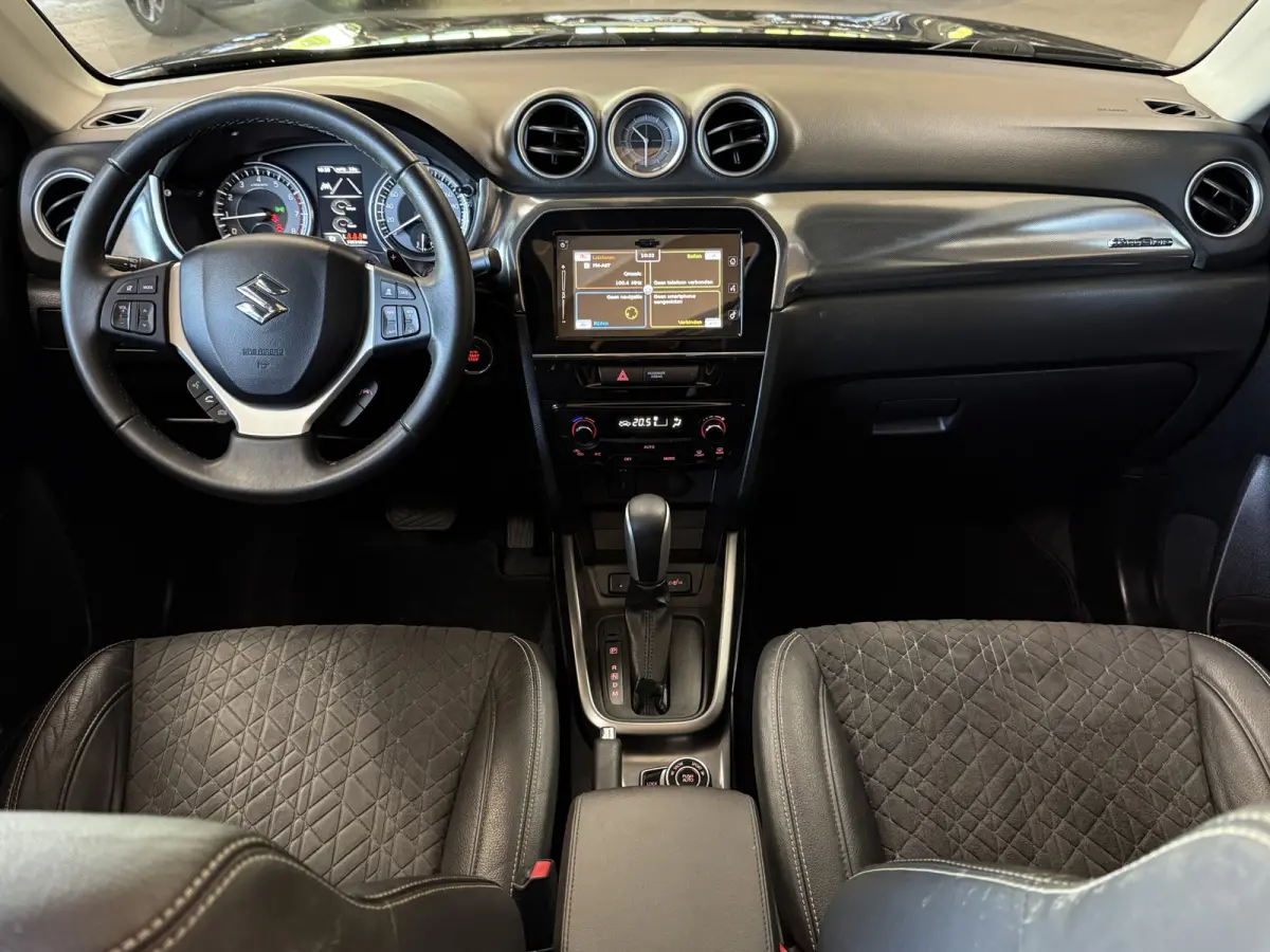 1.4 Boosterjet AllGrip Comfort | Trekhaak | Pano | 17" | Carplay | Camera | ACC | Dodehoek | Stoelverwarming | 100% onderhouden!