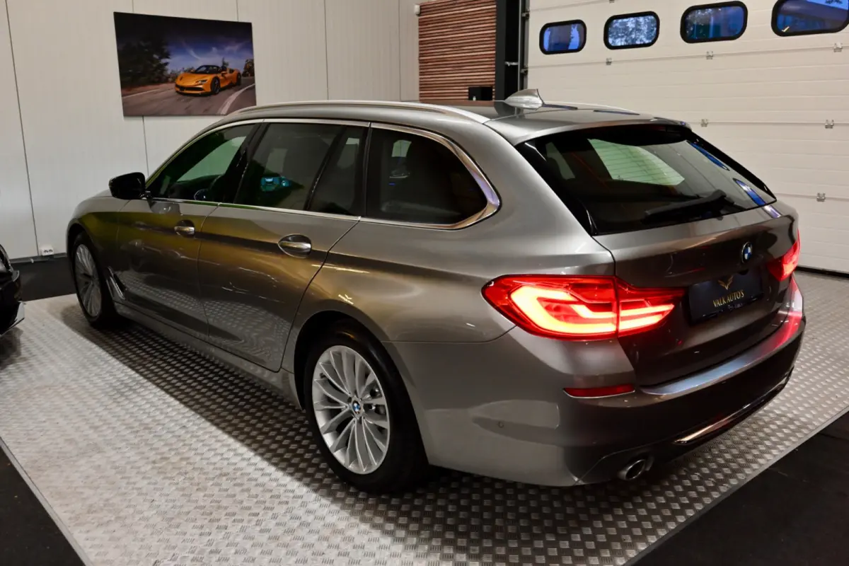 530i Luxury Line Individual - Bowers & Wilkins - ACC - Nappaleder - Keyless - HUD - Panoramadak