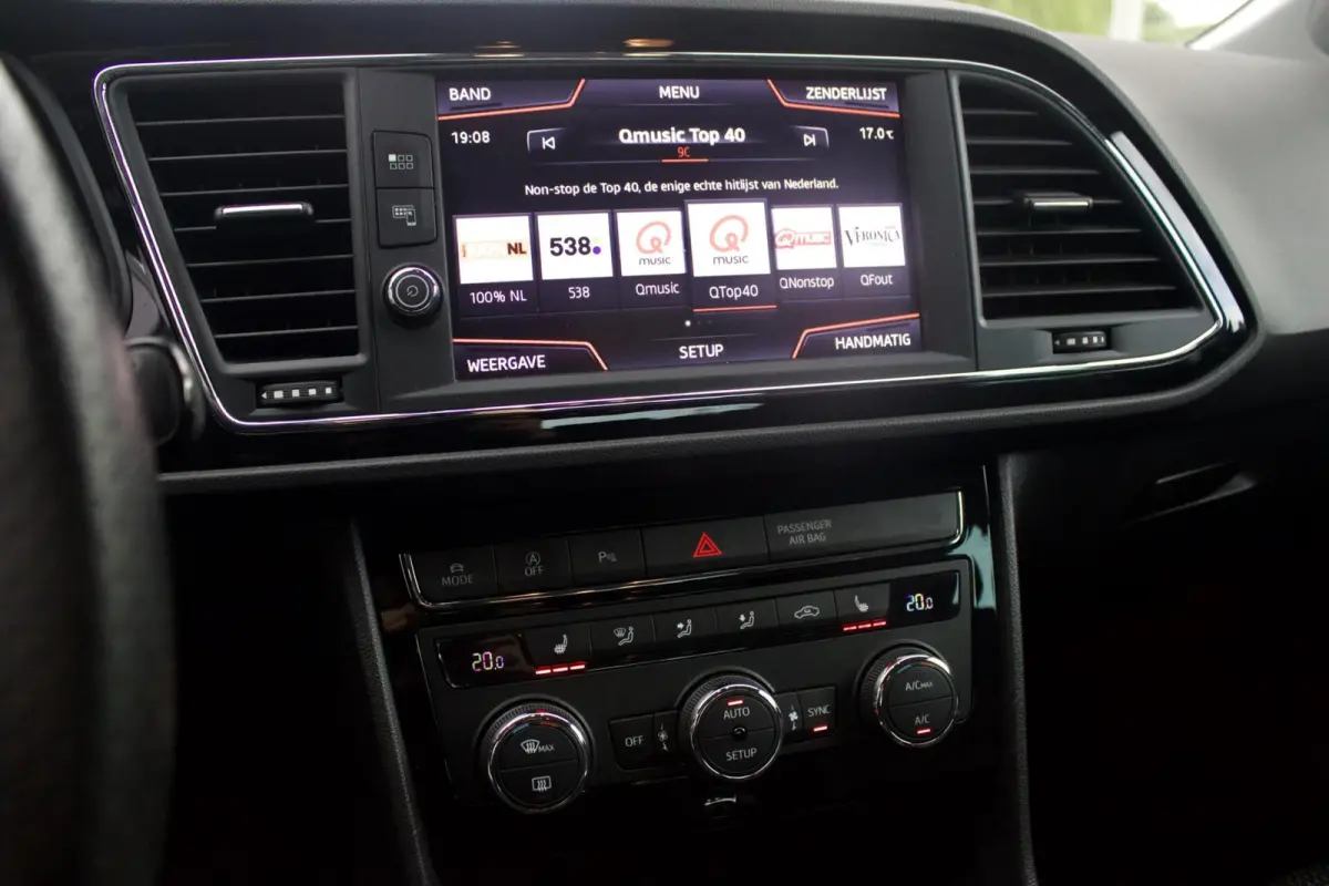 1.4 EcoTSI FR | DSG AUT - Navi - Carplay - LED