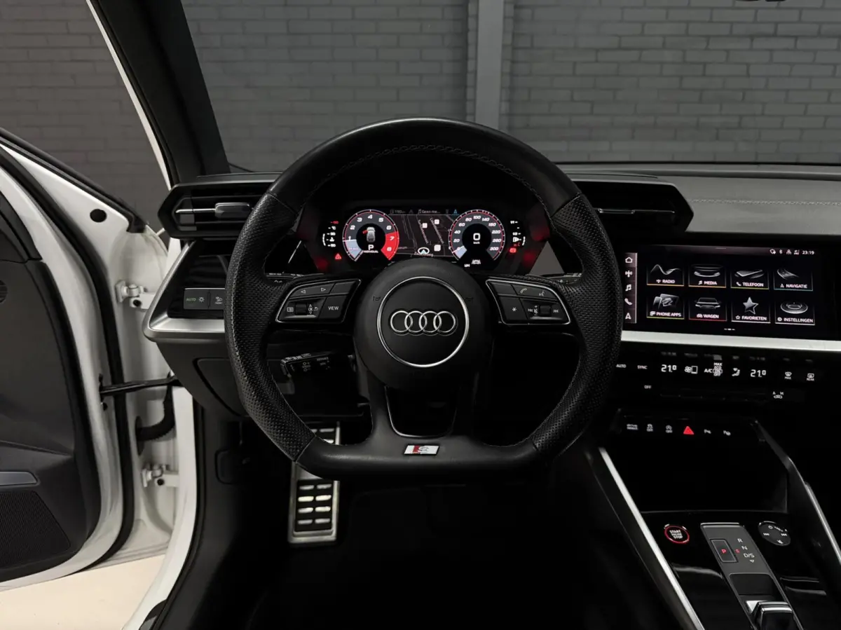 2.0 TFSI S3 quattro | Pano | B&O | Camera | CarPlay