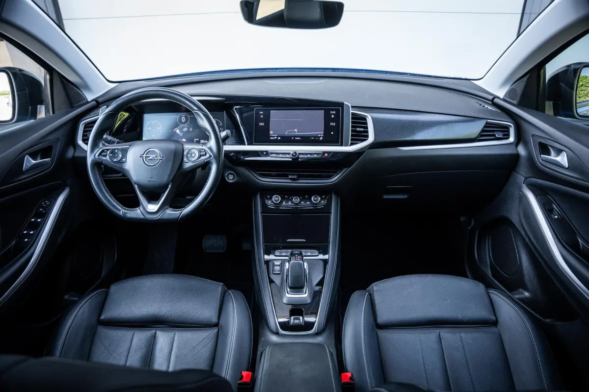 1.6 Turbo Plug-In Hybrid Ultimate |Leder|Stoelkoeling|Elek-A.klep|360°|Carplay|Afn.trekhaak|Stoelmemo|Dealer-onderhouden
