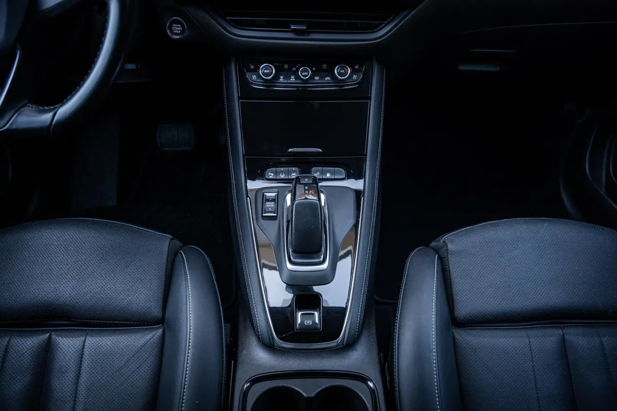 1.6 Turbo Plug-In Hybrid Ultimate |Leder|Stoelkoeling|Elek-A.klep|360°|Carplay|Afn.trekhaak|Stoelmemo|Dealer-onderhouden