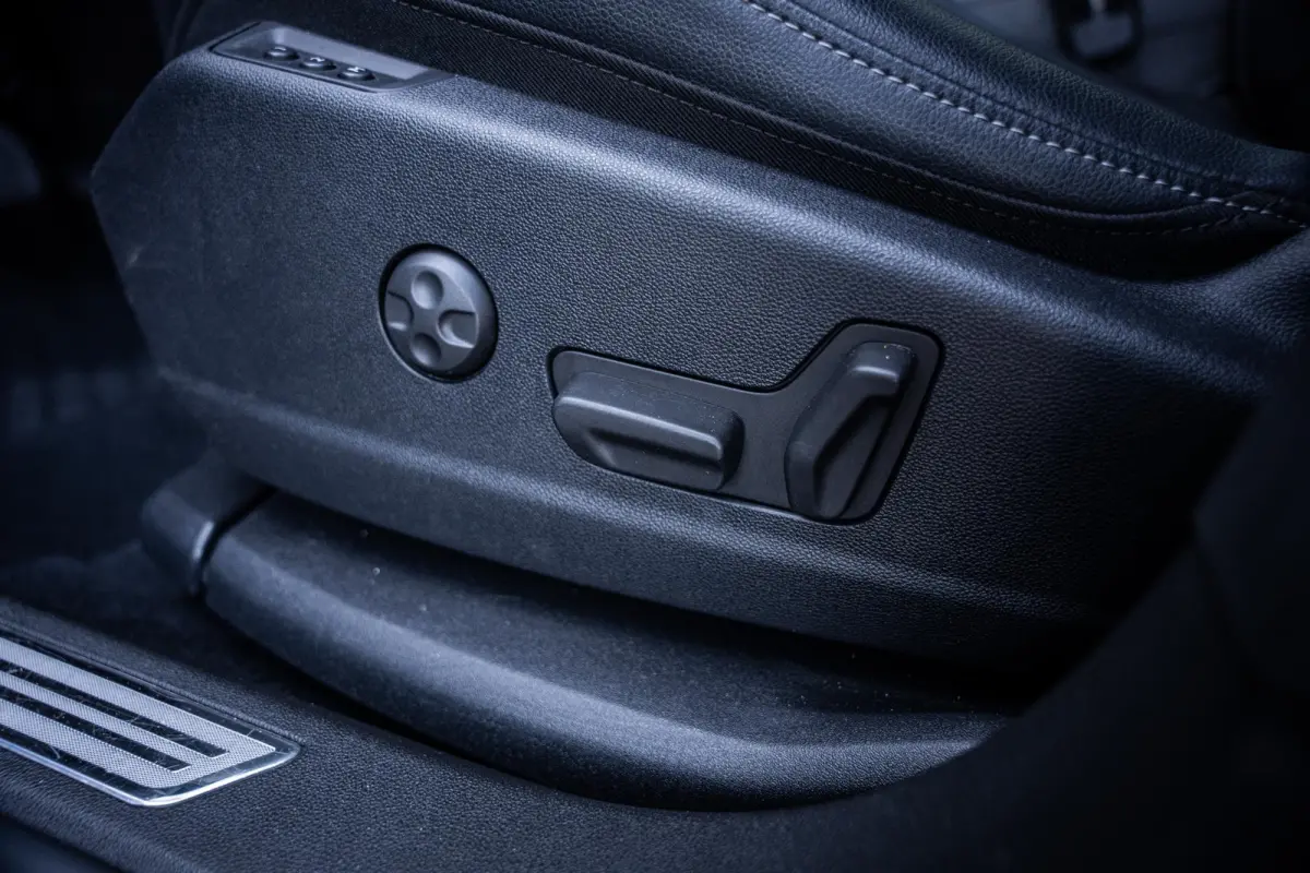 1.6 Turbo Plug-In Hybrid Ultimate |Leder|Stoelkoeling|Elek-A.klep|360°|Carplay|Afn.trekhaak|Stoelmemo|Dealer-onderhouden