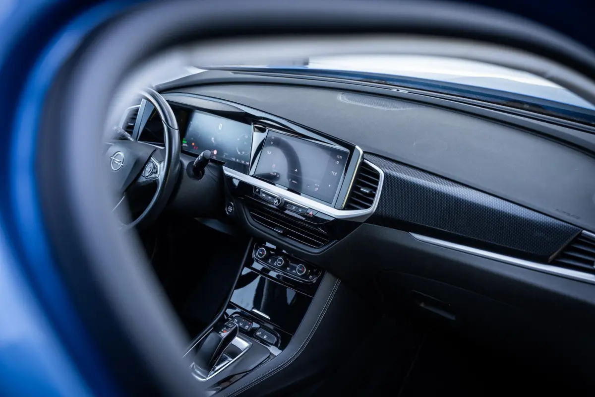 1.6 Turbo Plug-In Hybrid Ultimate |Leder|Stoelkoeling|Elek-A.klep|360°|Carplay|Afn.trekhaak|Stoelmemo|Dealer-onderhouden