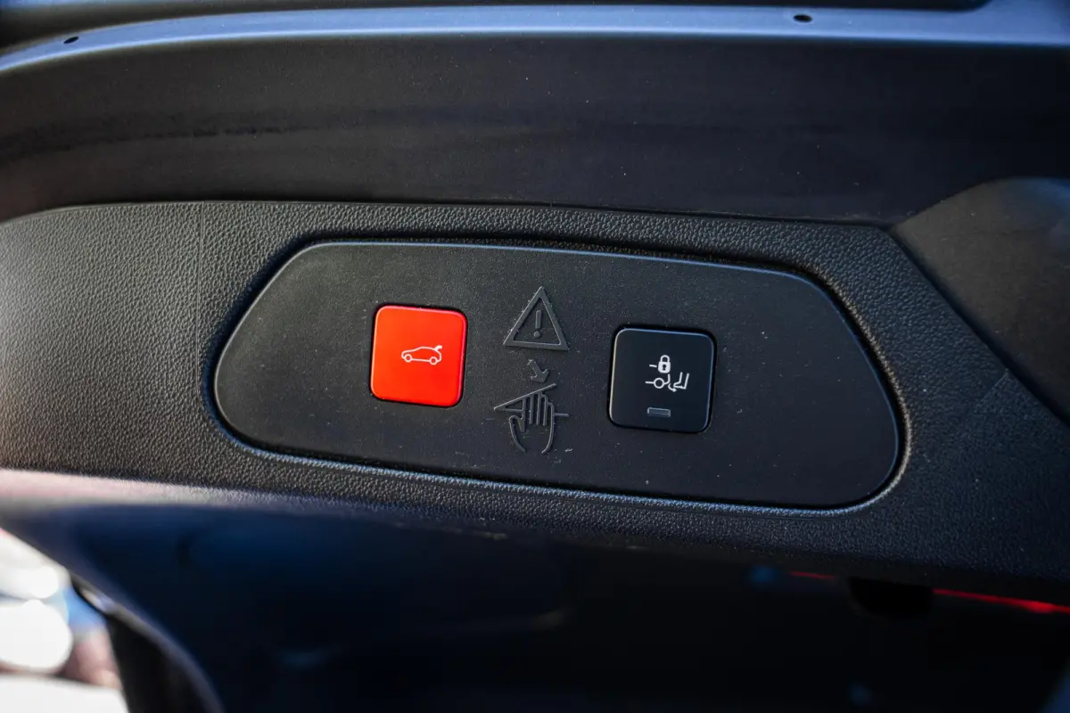 1.6 Turbo Plug-In Hybrid Ultimate |Leder|Stoelkoeling|Elek-A.klep|360°|Carplay|Afn.trekhaak|Stoelmemo|Dealer-onderhouden