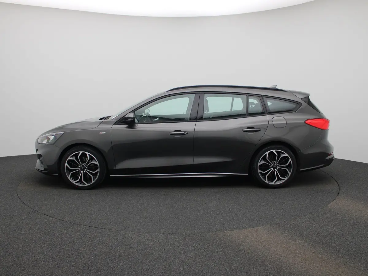 1.0 EcoBoost Hybrid ST Line X Business Winter pack - climate control - 18" velgen